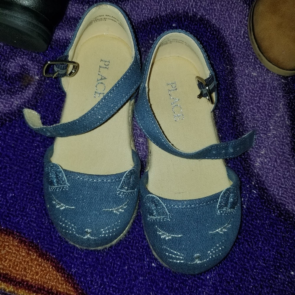 Children's place cat shoes
